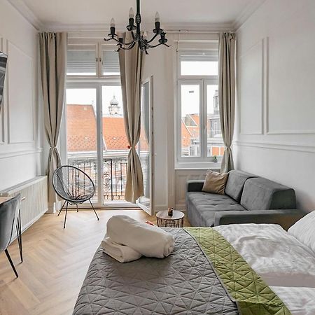 Pedestrian Apartment, The Best Location Budapest Eksteriør billede