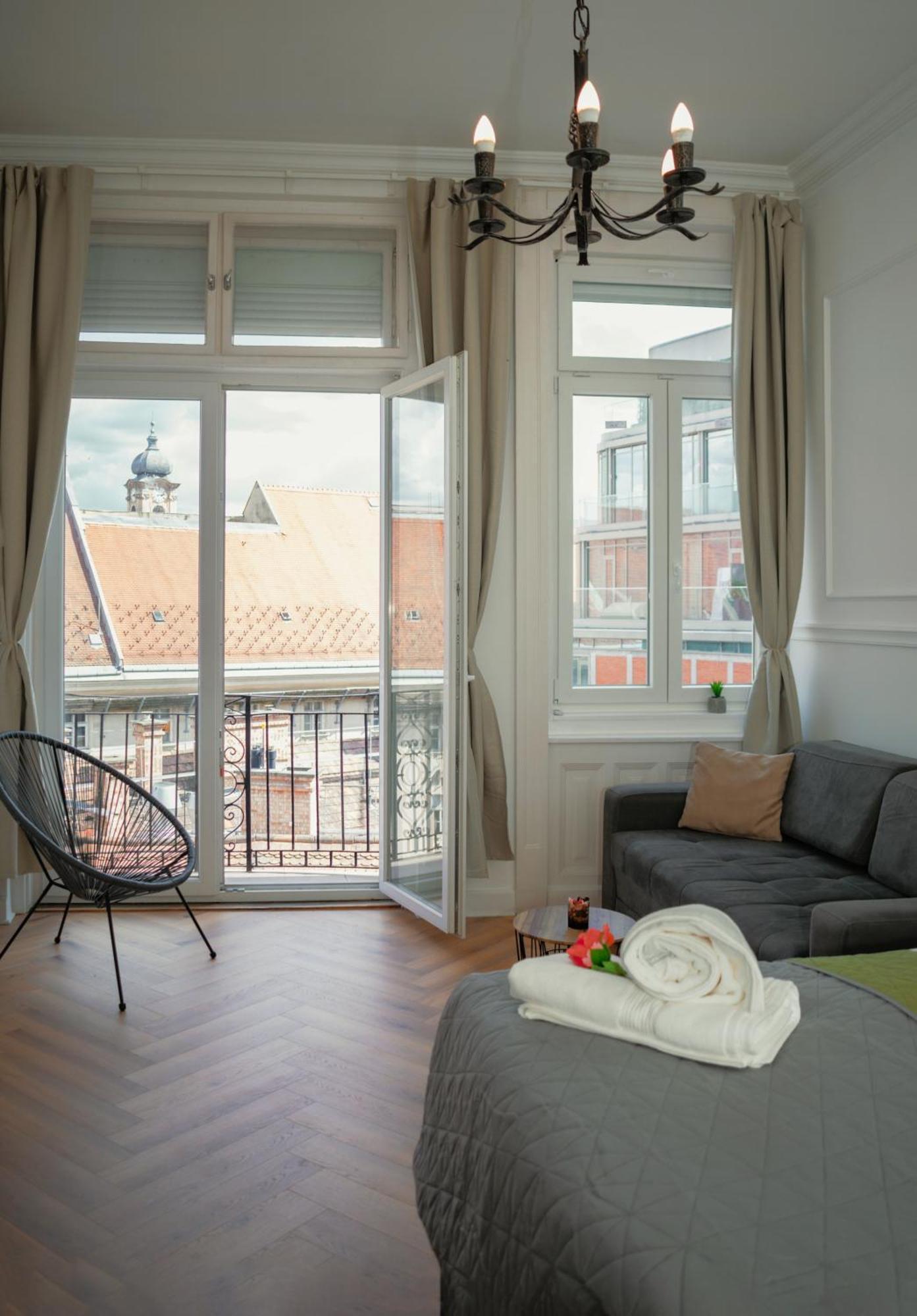 Pedestrian Apartment, The Best Location Budapest Eksteriør billede